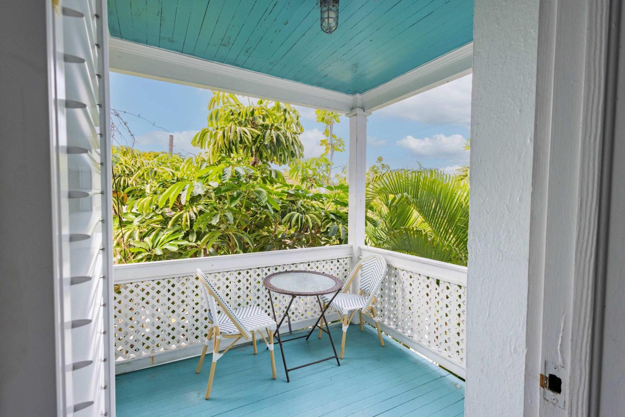 King Suite Balcony - At James House Key West Esterno foto